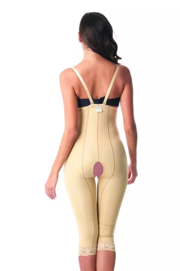 BL 140 Lipocustion Göğüs Altı Diz Altı 